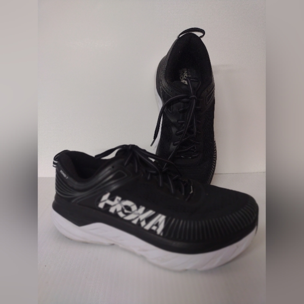 HOKA One One Women's Bondi 7 Black 8 Wide